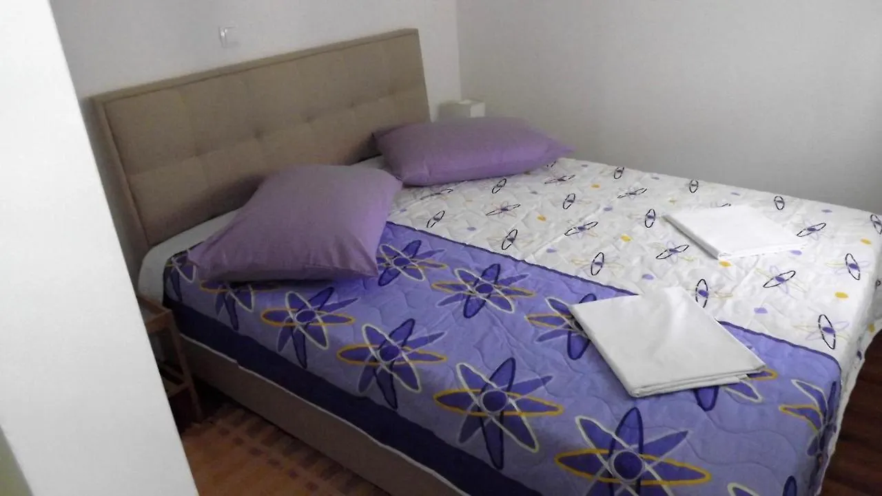 Charming Apartment 3 Sleeps 4 Guests Split 0*,  Chorvatsko